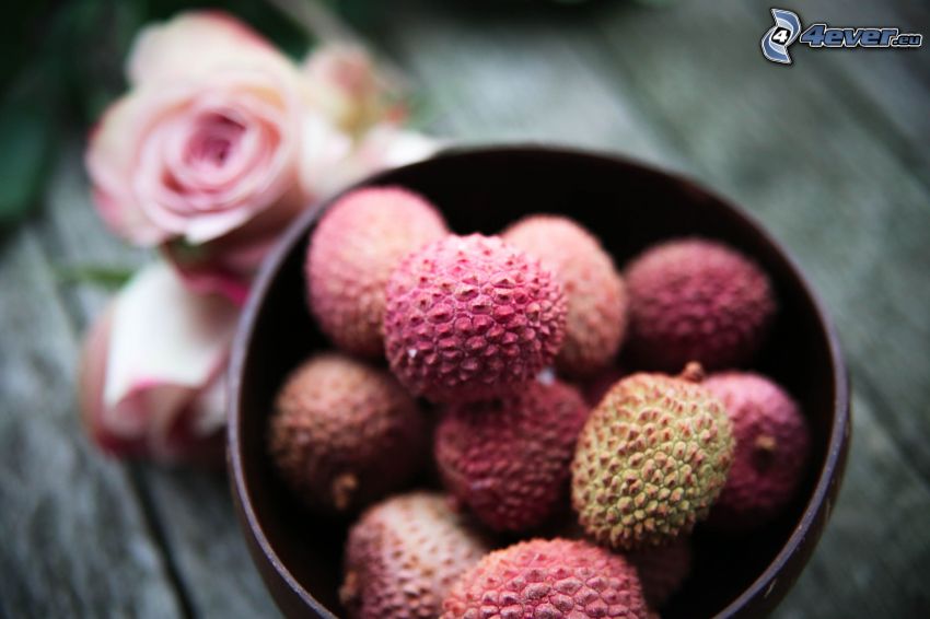 lychees, bowl, pink roses