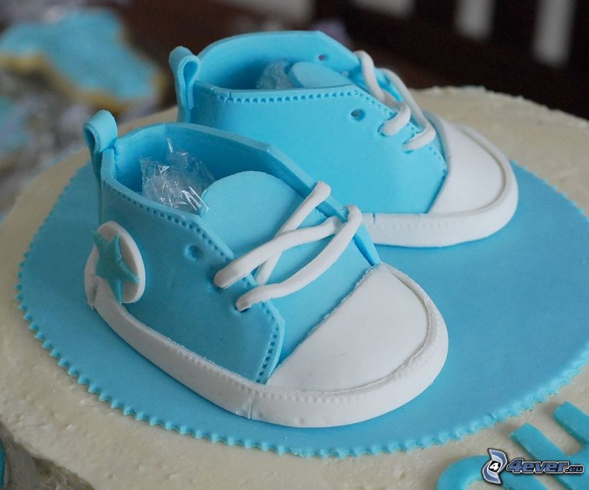 children's sneakers, cake