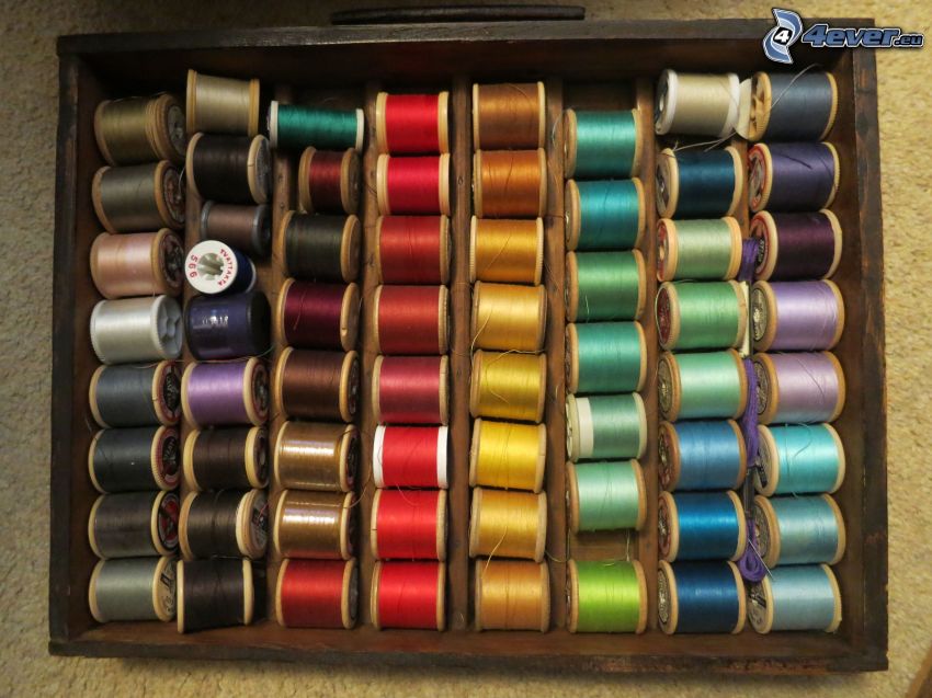colored threads, box