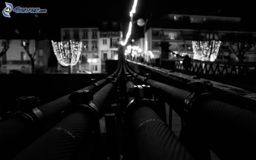 pipe, black and white