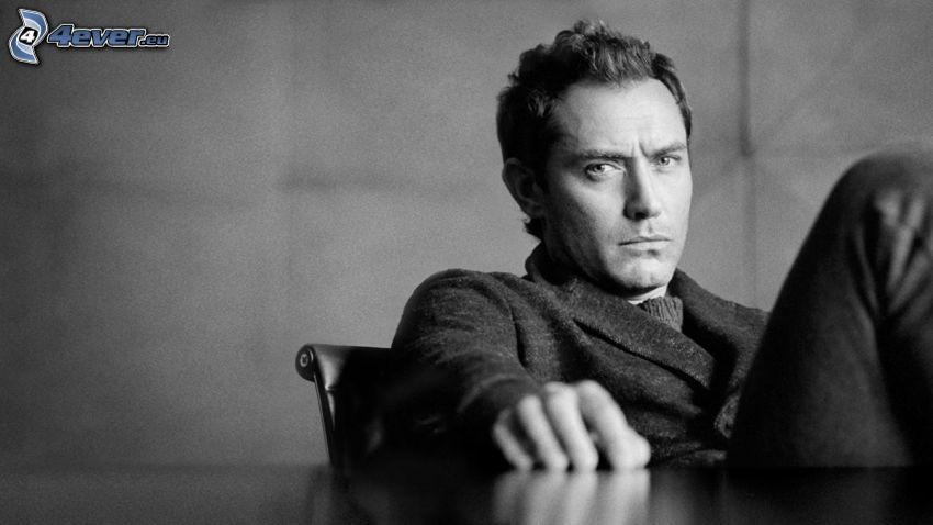 Jude Law, black and white photo