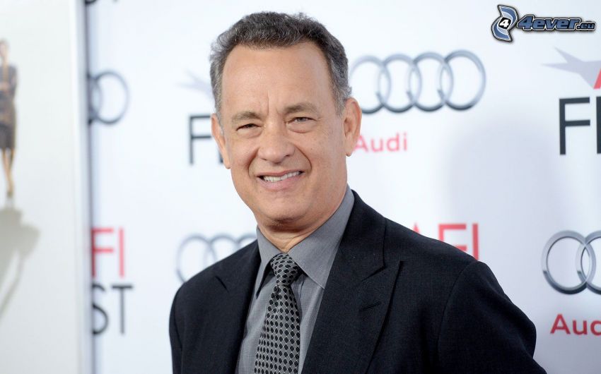 Tom Hanks, smile