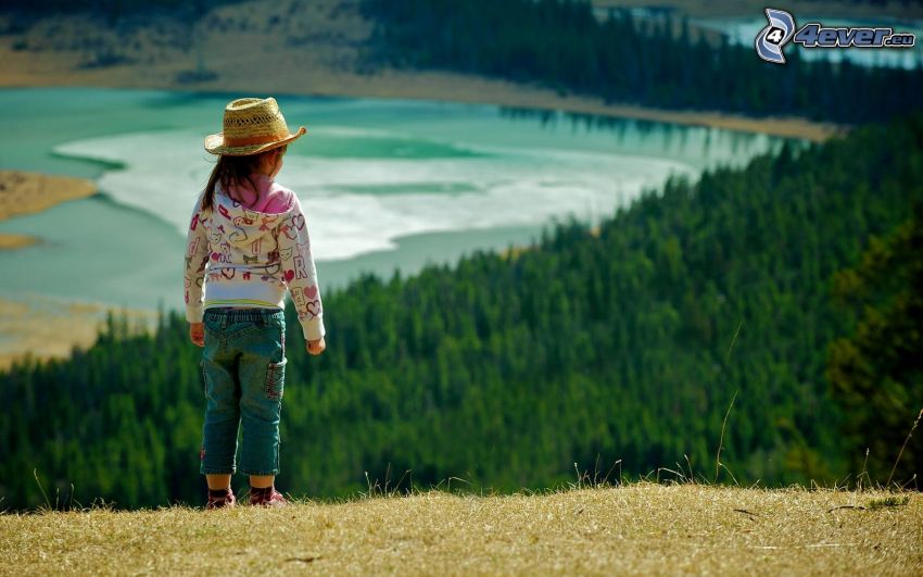 girl, hat, view of the landscape
