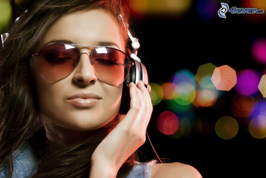 girl with headphones, sunglasses
