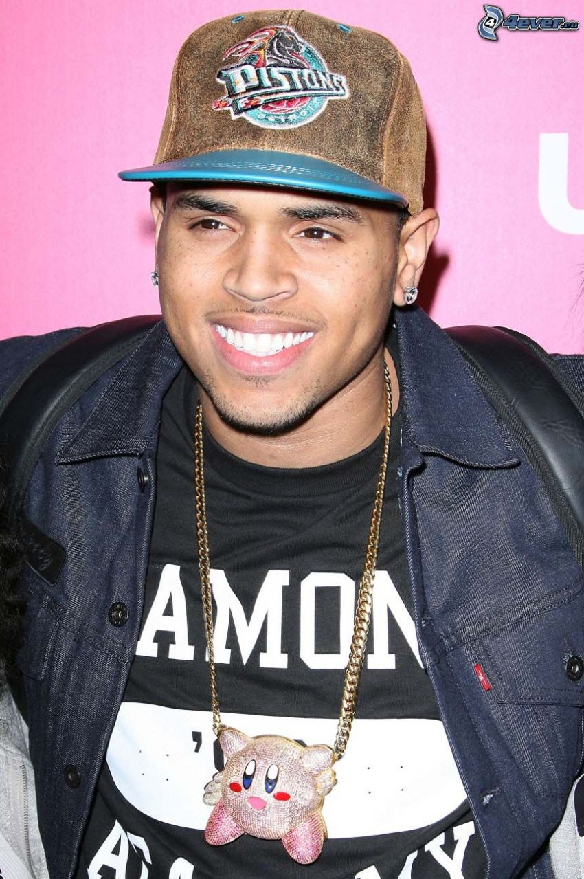 Chris Brown, smile, cap