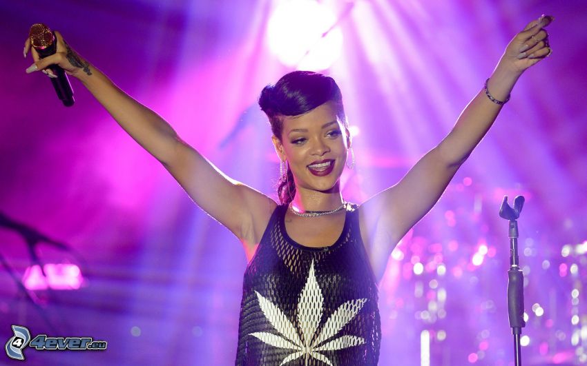 Rihanna, performance