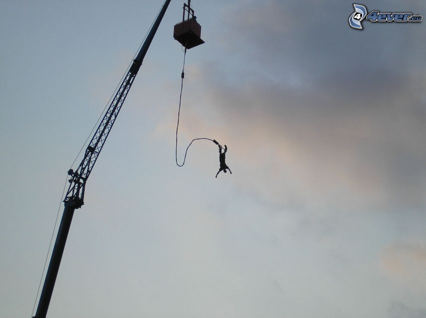 Bungee jumping, freefall, crane
