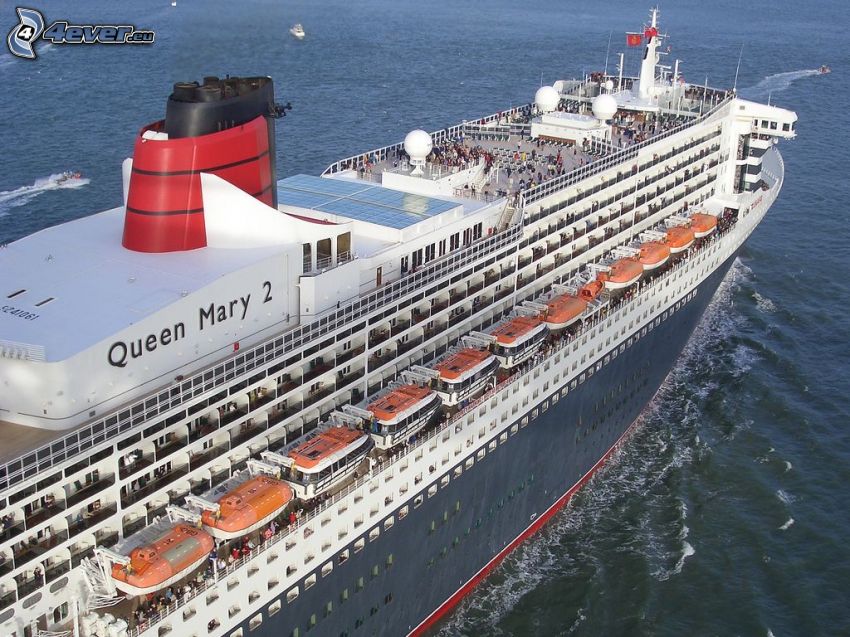 Queen Mary 2, luxury ship