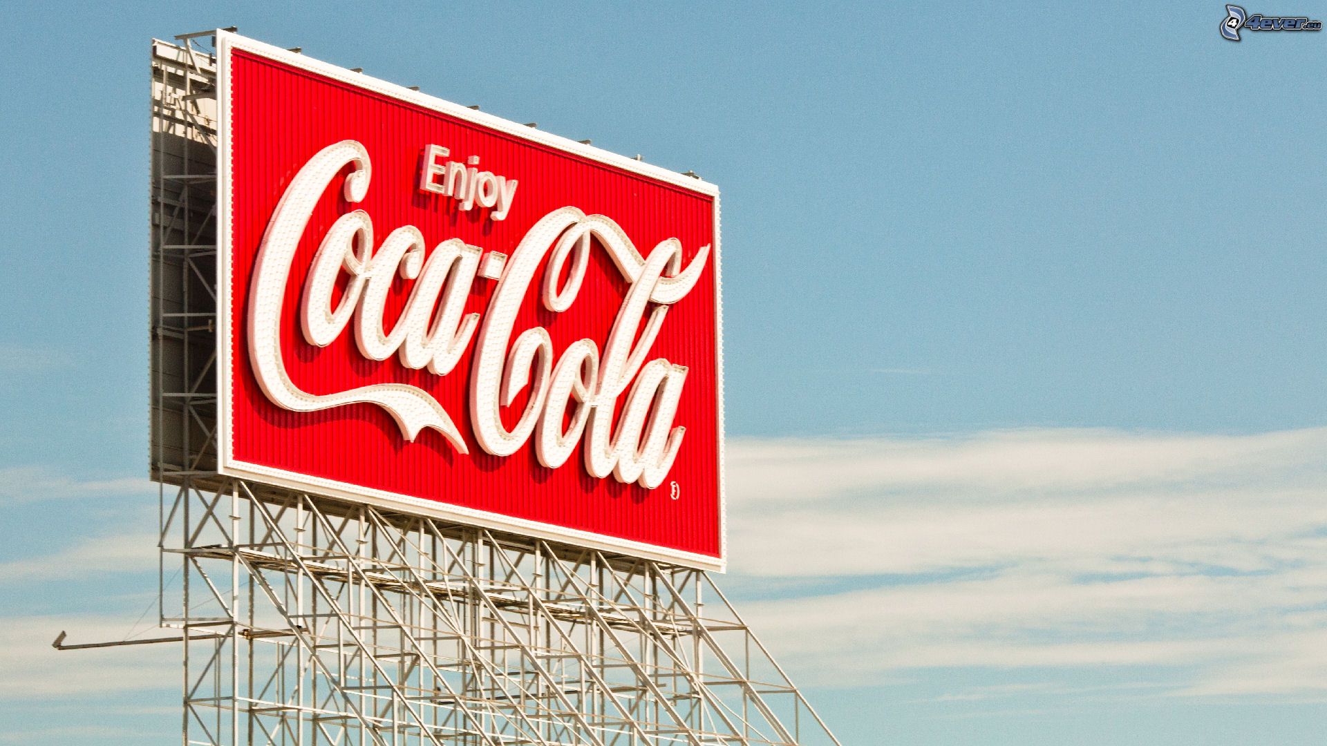 Рекламный щит Кока кола